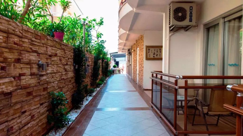 هتل سی ال ای بیچ بوتیک هتل سی ال ای بیچ بوتیک