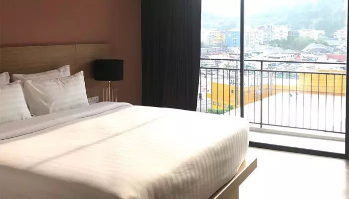 هتل نیو اسکوئر پاتونگ پوکت