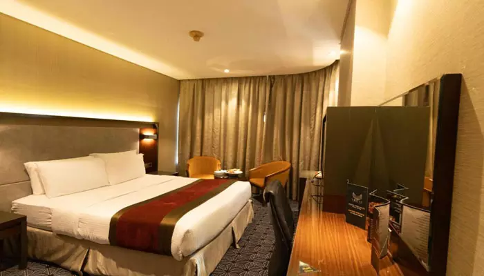 هتل ورسیلز بای ویراس دبی