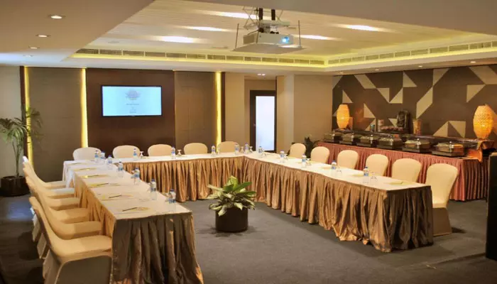 هتل ورسیلز بای ویراس دبی